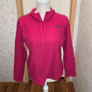 Women’s North Face Half Zip Up Preowned Size LARGE